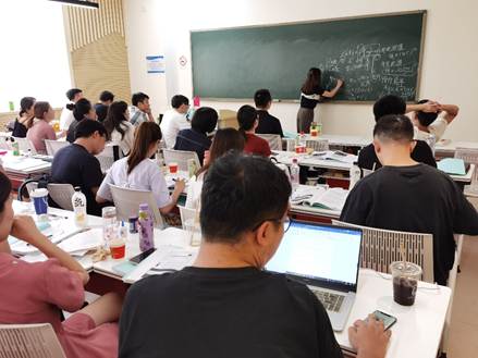 凝聚团队智慧  协作促进成长——2020级10班协作学习小记