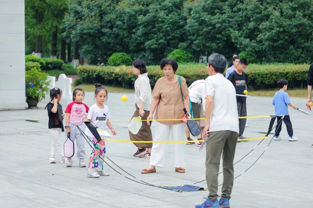校友文化节 | 科技温润童心，校园联结亲情
