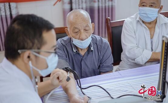 【媒体报道】今日头条、中国网、乐至县融媒体等3家国内主流媒体报道Gingko小组公益活动