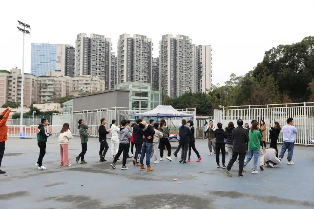 我运动我快乐——记2020级MBA 7、9、11班联合趣味运动会