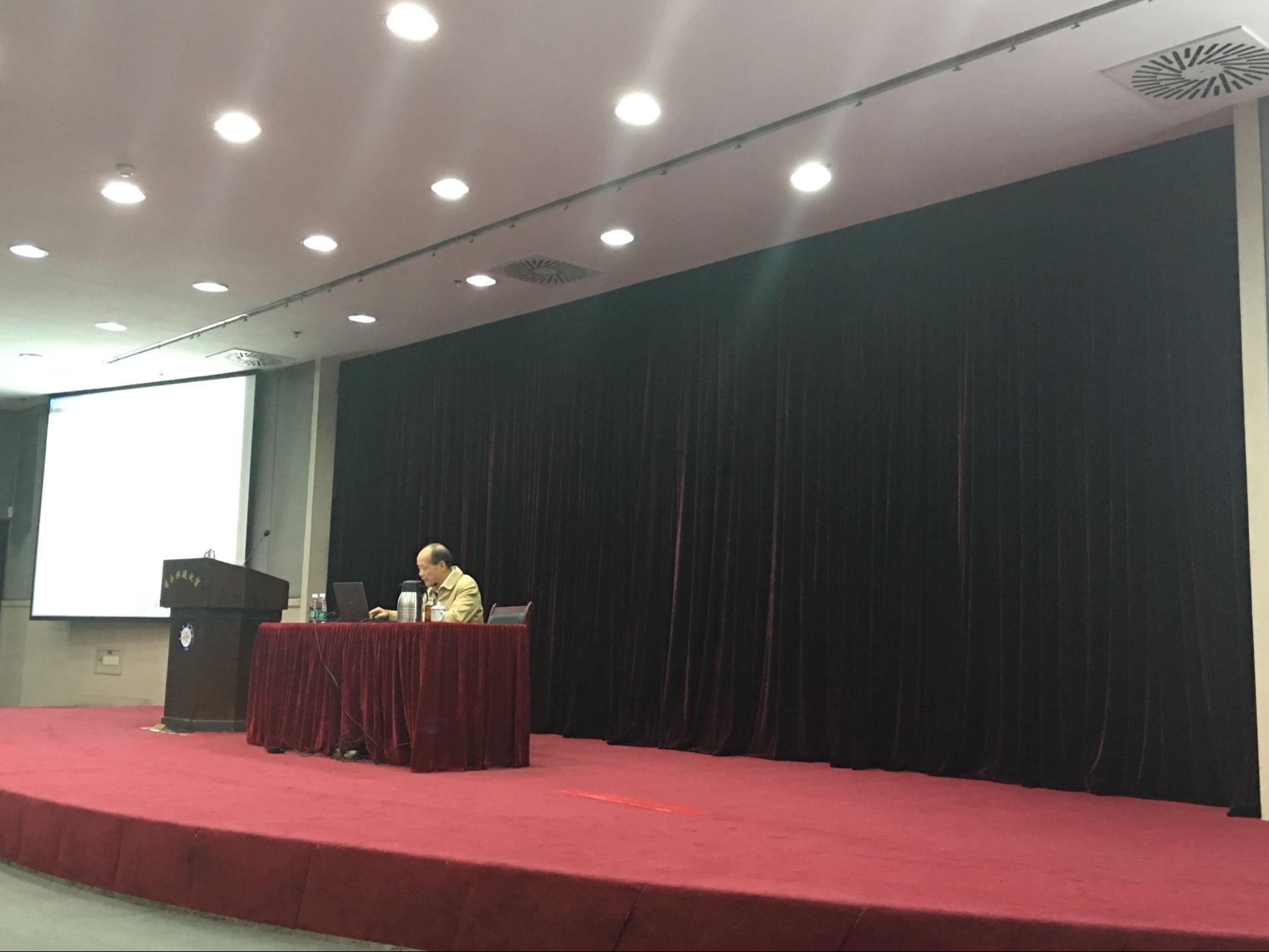 电子科技大学2016级MBA参加“成电故事”巡讲会