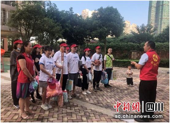 【媒体报道】中国新闻网报道小朱配齐小组公益活动