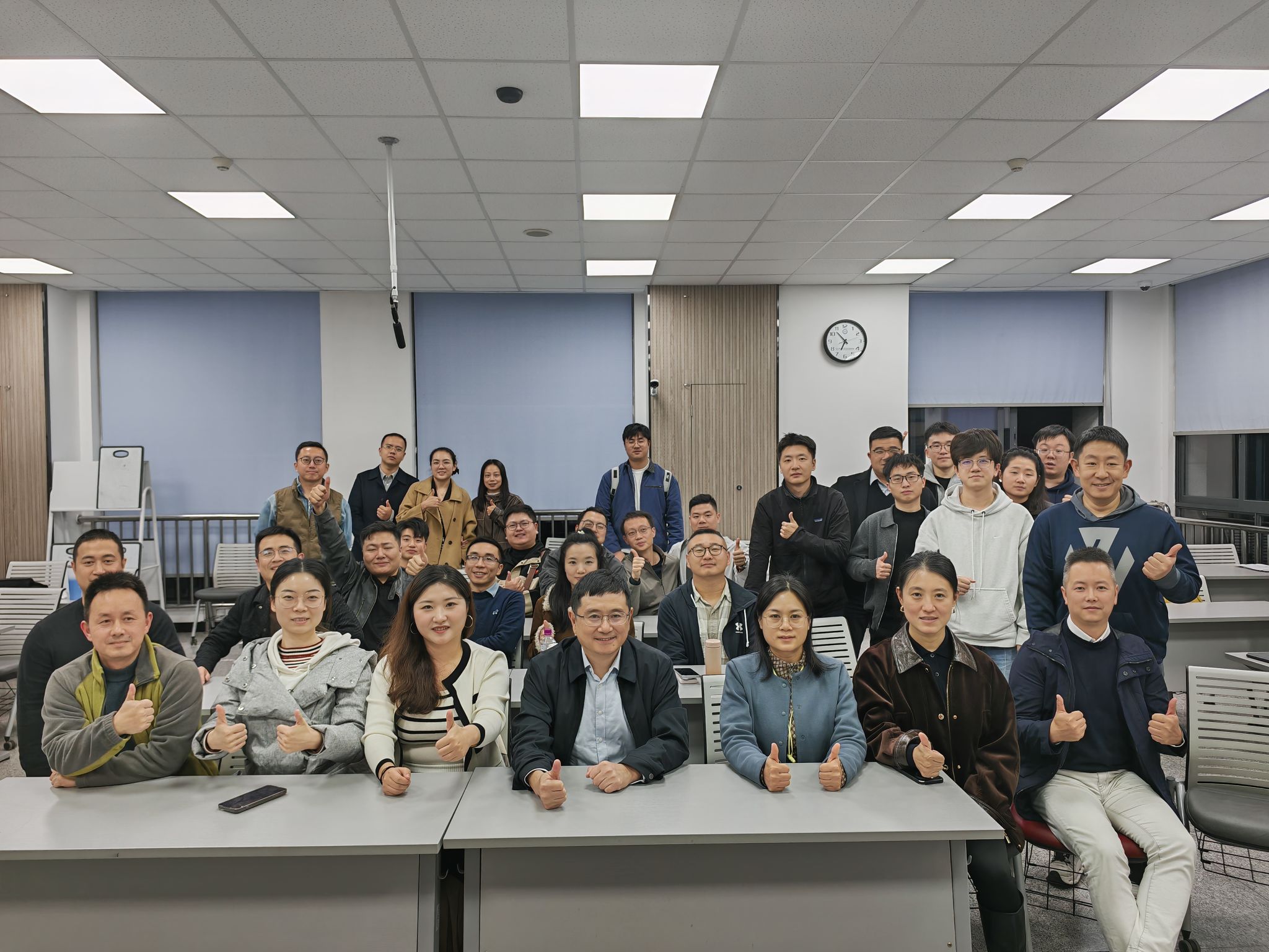 业界导师进课堂 | 企业家任山分享科技创业与持续发展